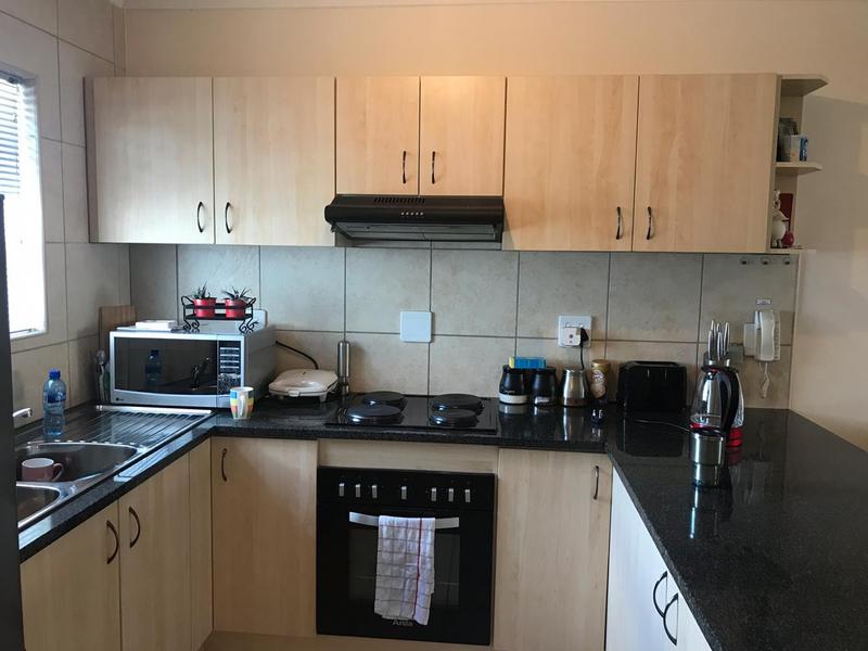 2 Bedroom Property for Sale in Vredekloof East Western Cape